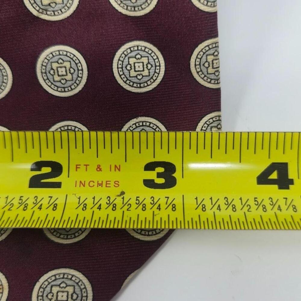 Keys &amp; Lockwood New York Burgundy Geometric Medallion Pure Silk Tie - Picture 3 of 6